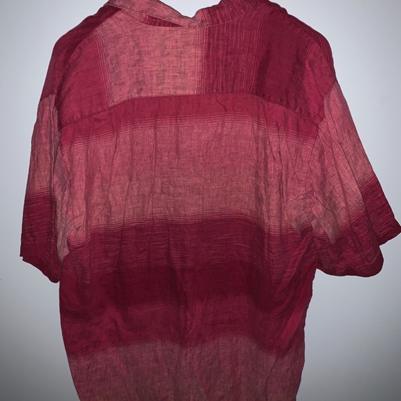 Size M Tommy Bahama Short Sleeve Button Down Shirt - Picture 2 of 4